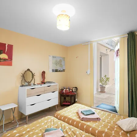 D'hotes - La Bonbonniere Neuvic (Dordogne)